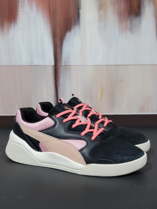 Puma Shoes - PUMA Aeon Heritage Women's Black Pink Size 7.5 Retro Boho